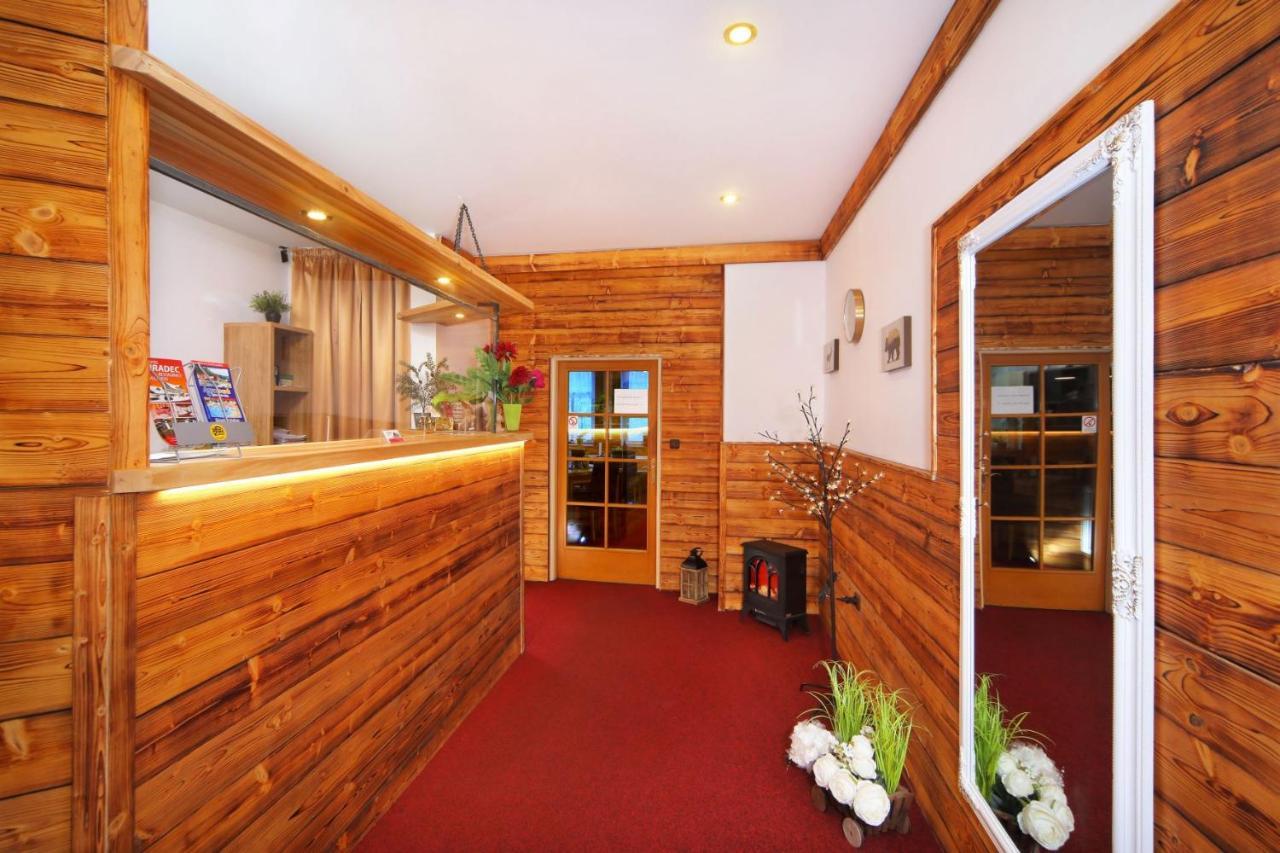 Hotel Hradec Spindleruv Mlyn Bagian luar foto
