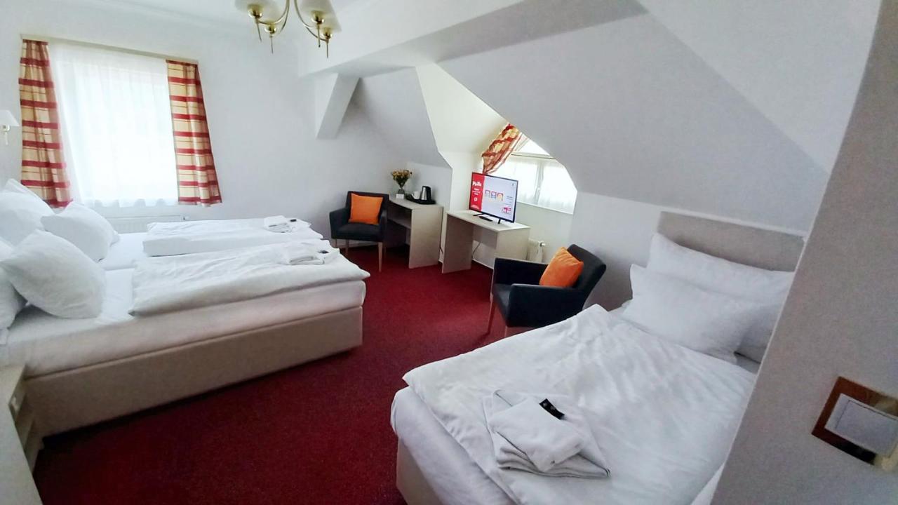 Hotel Hradec Spindleruv Mlyn Bagian luar foto