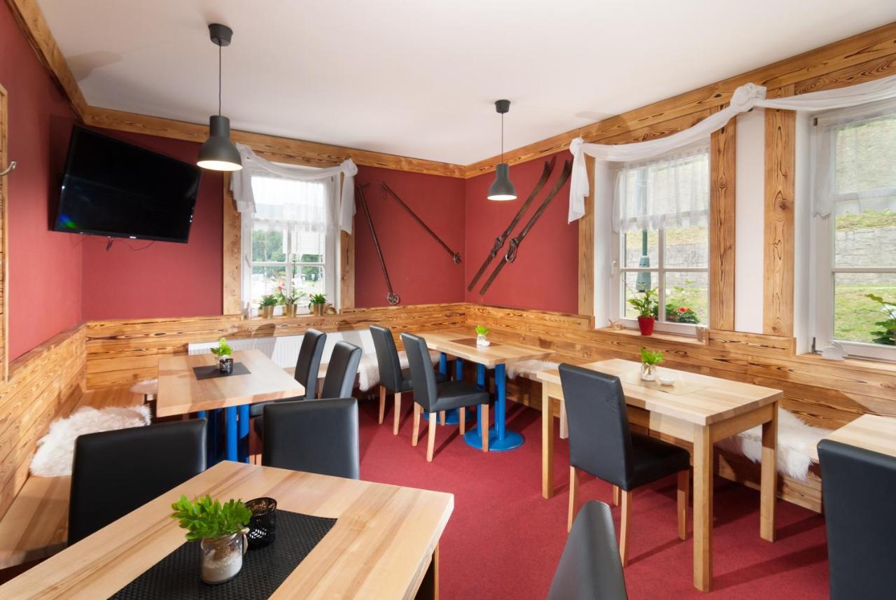 Hotel Hradec Spindleruv Mlyn Bagian luar foto